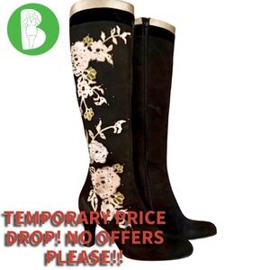 COLE HAAN BROWN SUEDE WITH IVORY SILK EMBROIDERY & BEADED HEELED BOOTS (6)